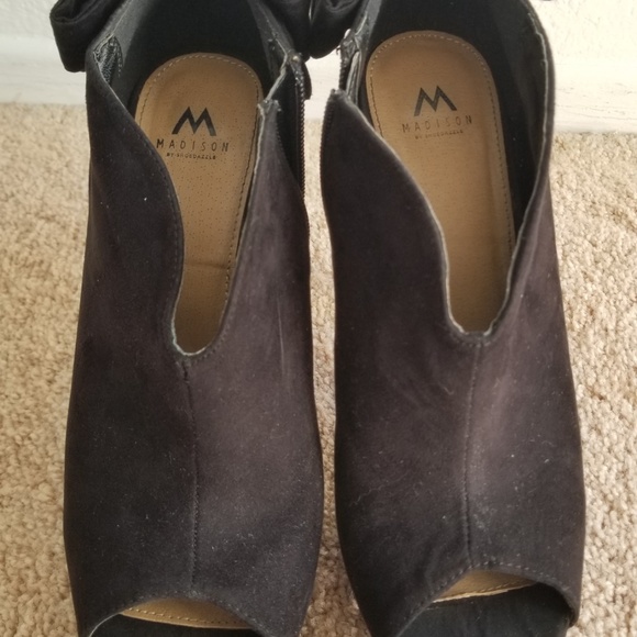 Madison by ShoeDazzle Black size 8 - Picture 6 of 7